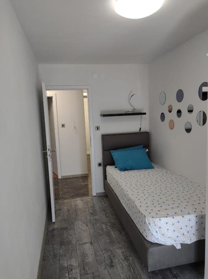 Modern Apartment Ana Rovinj Exterior photo
