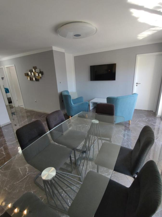 Modern Apartment Ana Rovinj Exterior photo